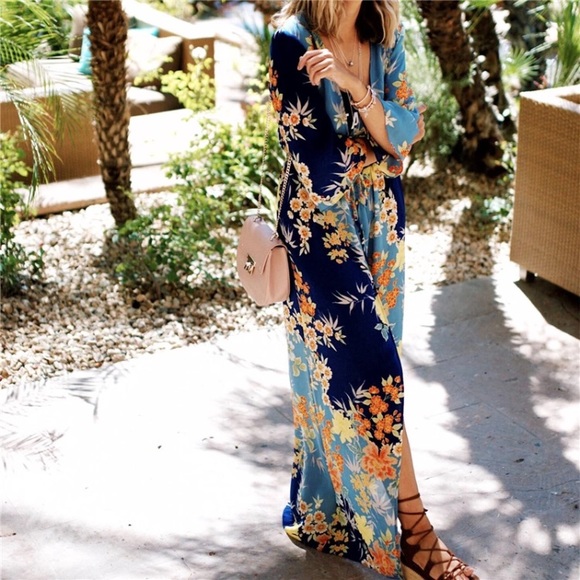 Stunning Nasturtium Caftan Maxi Dress - Picture 4 of 6